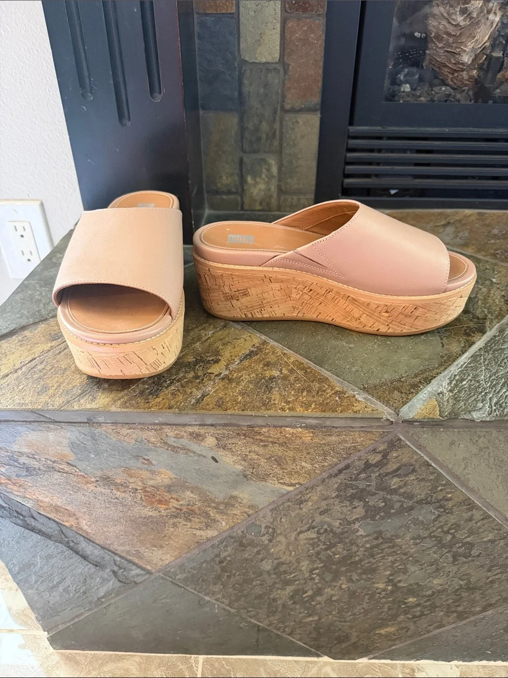 Fitflop Beige Nude Platform Slide Sandals